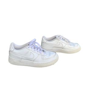 Nike Air Force 1 Triple White DH2920-111 Youth Size 5.5Y  Women's Size 7